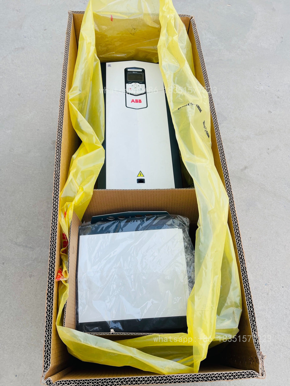 1PC ACS880-01-293A-3 160KW ACS800 Inverter