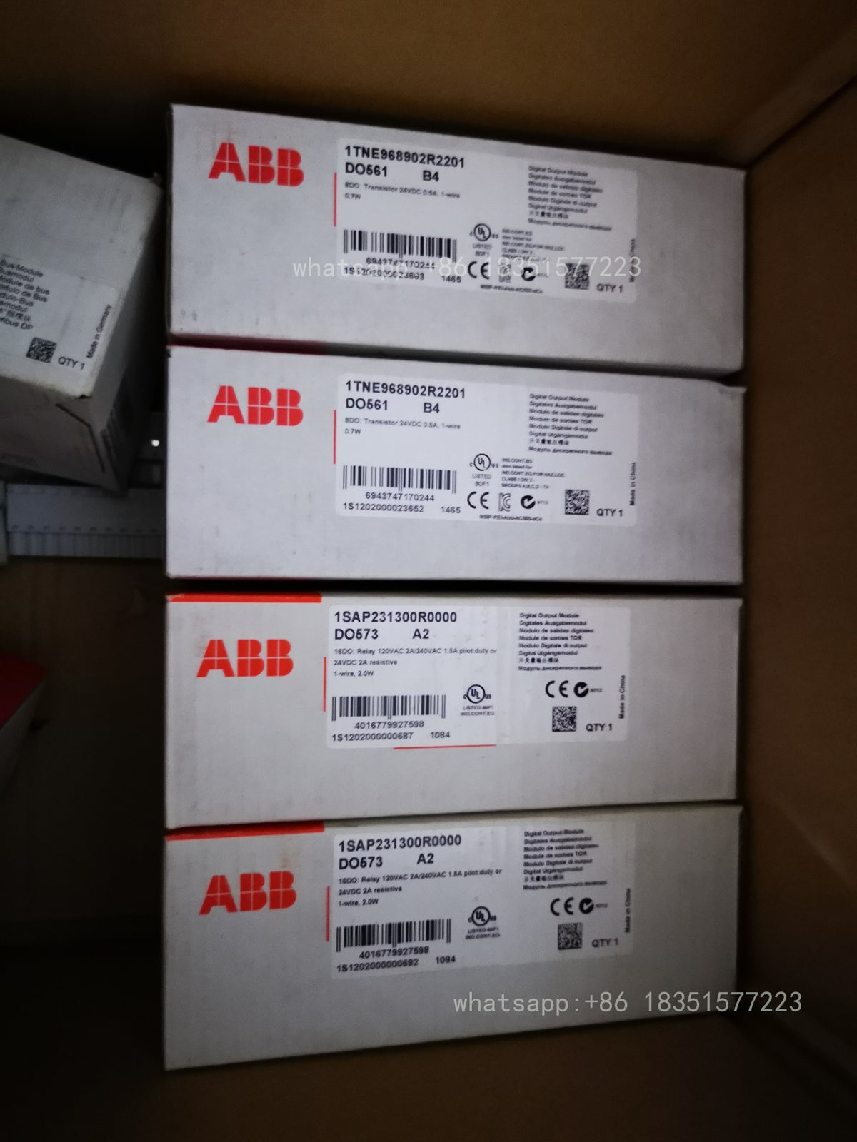 DO561 1TNE968902R2201 Digital Output Module. 8 DO: 24VDC 0.5A