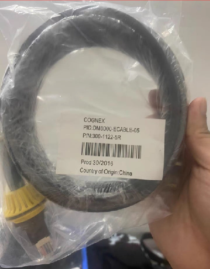 DM8000-ECABLE-05 Unused stock in original packaging for factory spares