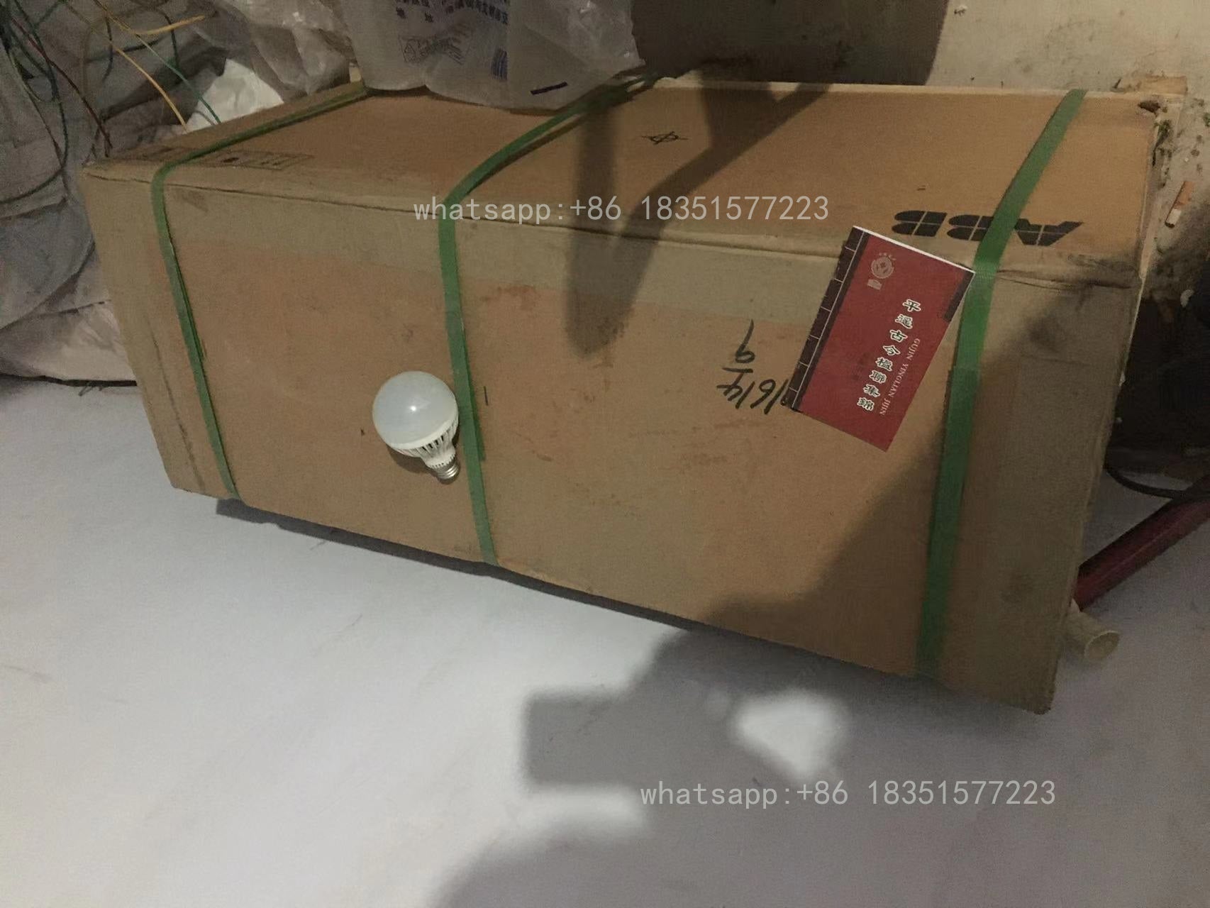 1 PC NEW ACS880-01-169A-3 90KW Frequency Converter