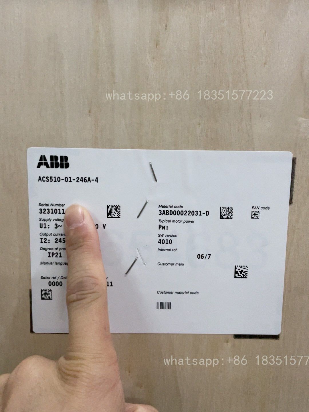 1PC NEW ACS530-01-246A-4 132KW Frequency Converter