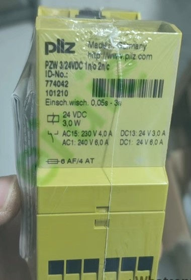 774042 Brand new in stock with 360 days warranty