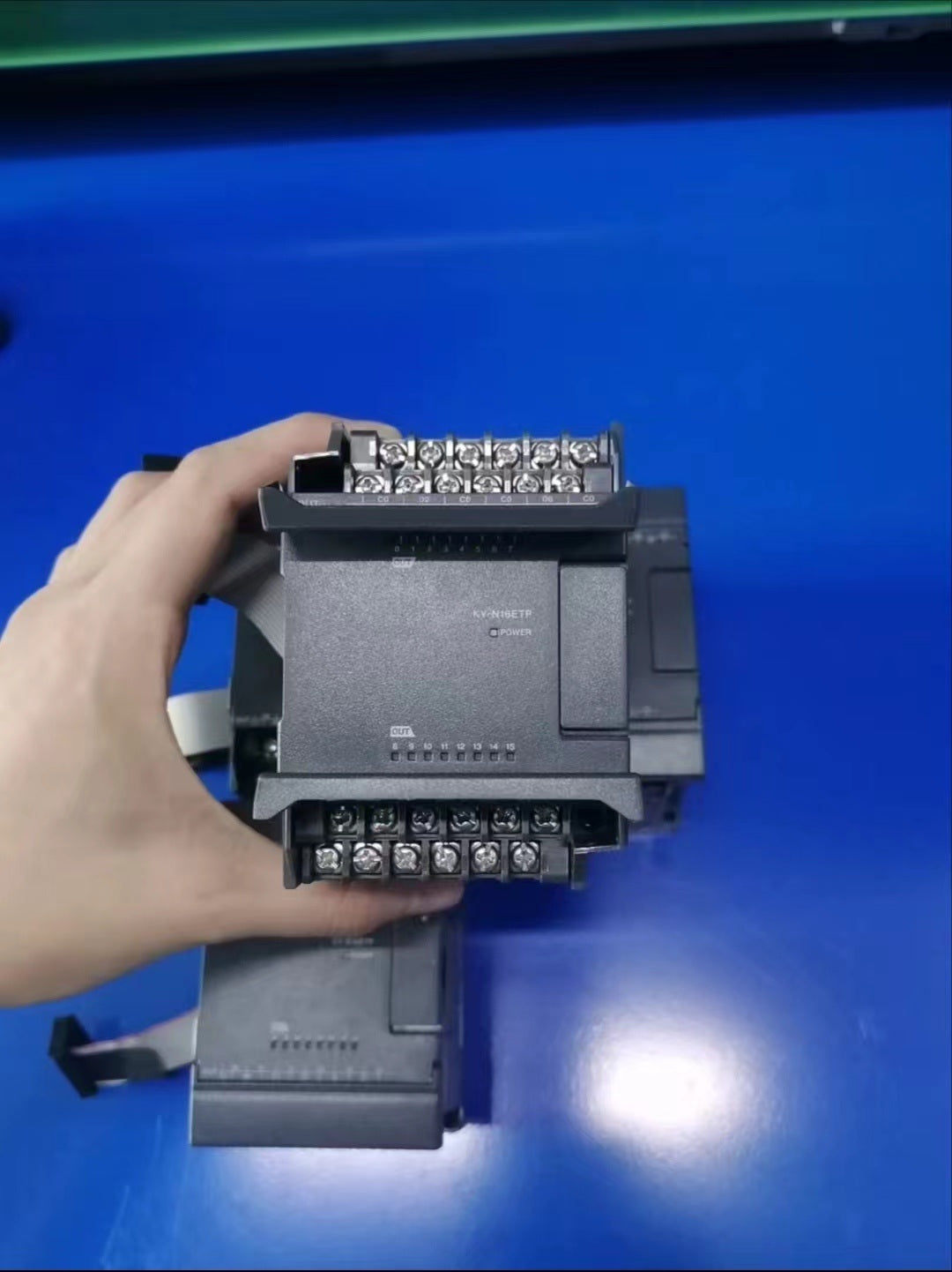KV-N16ETP(Used) Tested for good functionality with a 90-day warranty