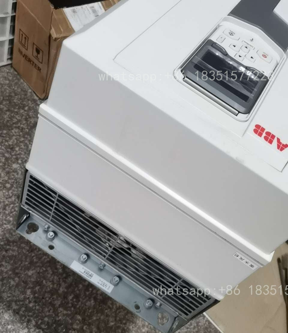 1PC NEW ACS580-01-206A-4 Frequency Converter