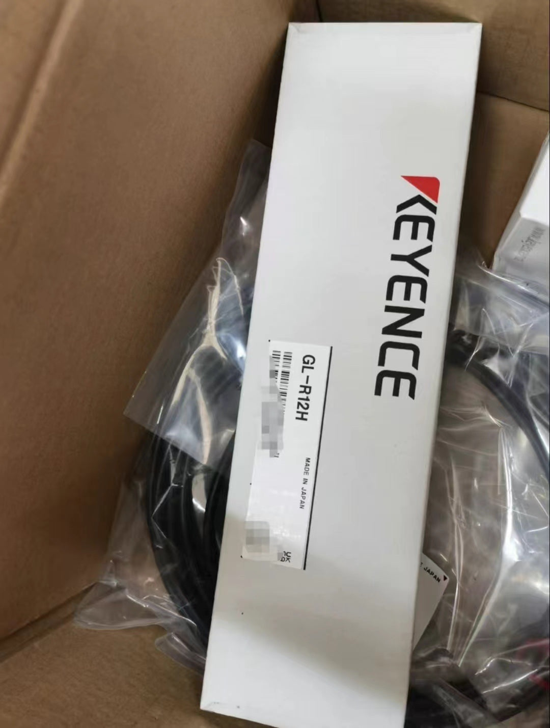 GL-R12H(Used) Tested for good functionality with a 90-day warranty