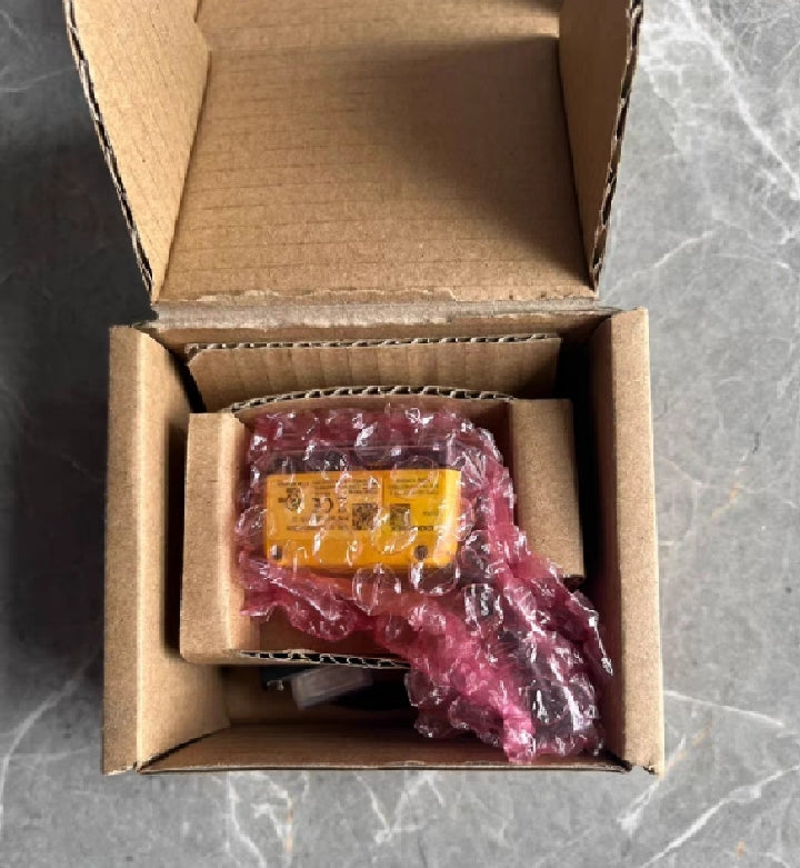 DM50L DMR-50L-00 Unused stock in original packaging for factory spares