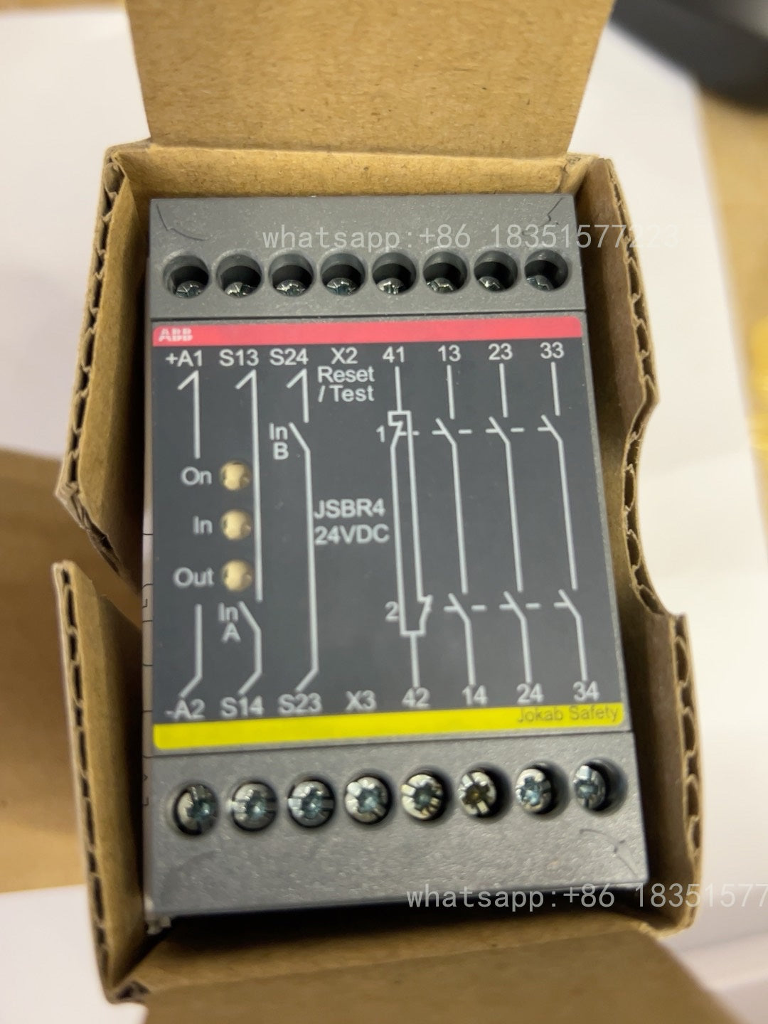 2TLA010002R0000 JSBR4 24VDC Security Relay Dual Channel 4 Cont 001715