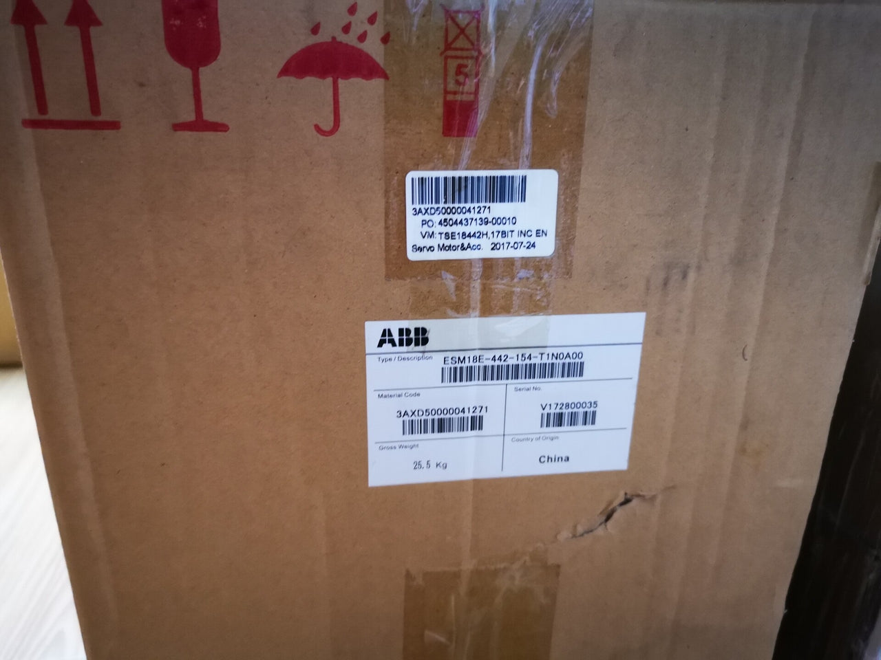 ESM18E-442-154-T1N0A00 3AXD50000041271 Servo Motor Brand New