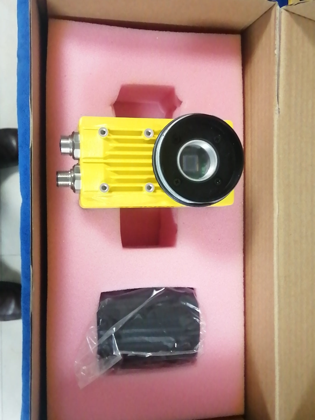 IS5705-C21 Unused stock in original packaging for factory spares
